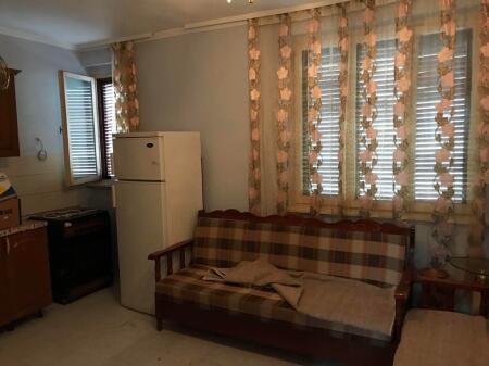 🏡 Appartamento 2+1 in affitto – Piazza “Willson”, vicino alla Biblioteca Universitaria