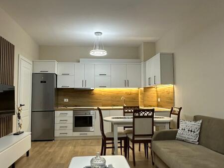 🏢In the 5 Maj area, Besim Fagu Street, an apartment is for rent, 1+1+parking space, newly furnished. 60,000 Leke