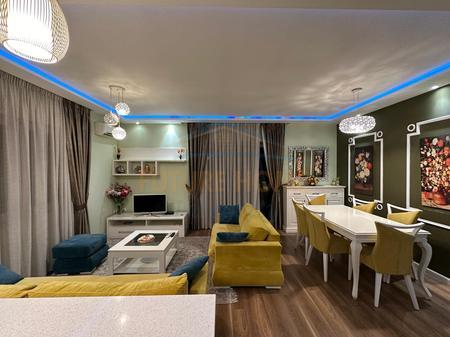 Qera, Apartament 2+1+2+Post Parkimi, Unaza e Re, Tiranë.