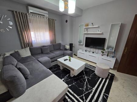 IN VENDITA: APPARTAMENTO 2 + 1 /ZONA: POGRADEC / centro