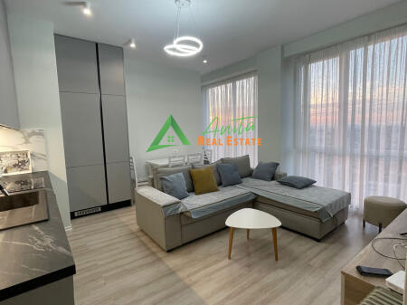 Appartamento Moderno 1+1+Posto Auto in Affitto – Via Riza Cerova