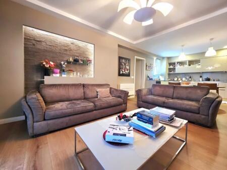 Shesim super apartament! 3+1+2 RRUGA E BOGDANEVE