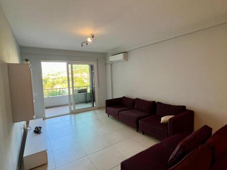 Jepet me qira Apartament 2+1, Kinostudio, Tiranë