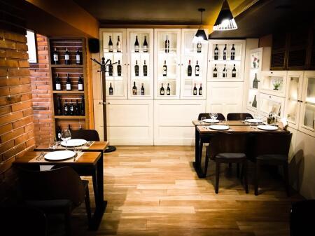 Ristorante in affitto in Via Durazzo/2100 euro