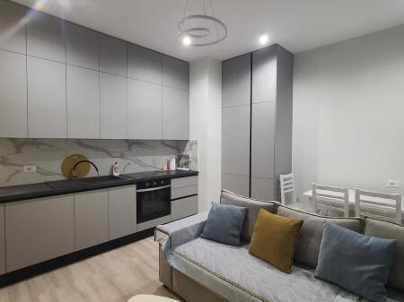 Affittasi super appartamento 1+1+parcheggio in via Riza Cerova, vicino a Selvise