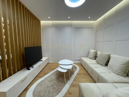 AFFITTO, APPARTAMENTO MODERNO 1+1, TIRANA NUOVA! 600 € /Mese