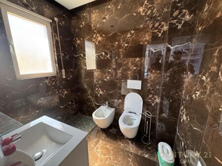 Apartment 2+1 For Sale in the Botanical Zoological Garden area, Tirana 210,000 €