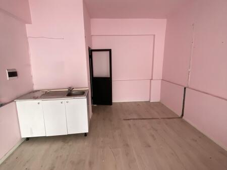 Premises for rent at the Paris Municipality/350 euros