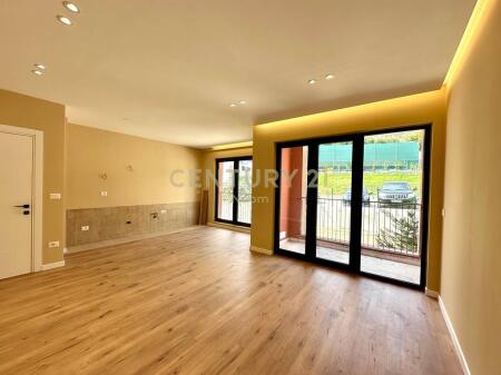 VENDESI APPARTAMENTO 2+1+2 A KODRA E DIELLIT! 214,000 €