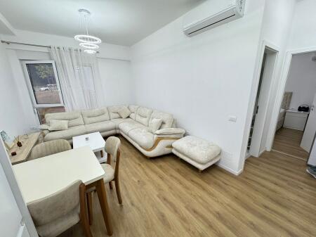 Apartament me qera 1+1+parkim Rezidenca Oxa