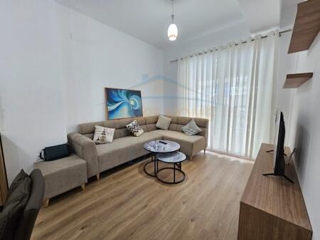 Qera, Apartament 1+1, Ali Demi, Tiranë.