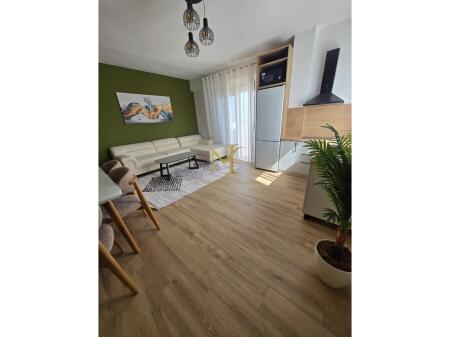 Shitet Apartament 2+1 i investuar, plazh Hekurudha !