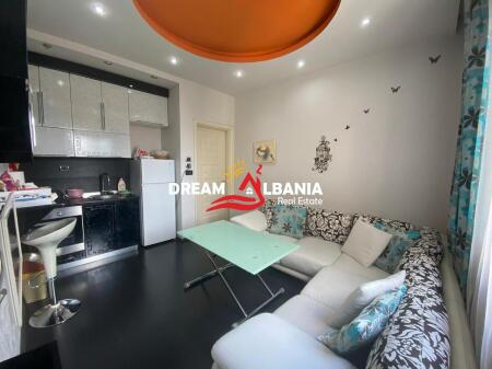 Shitet apartament 2+1 tek Rruga e Durresit (ID 4129493)