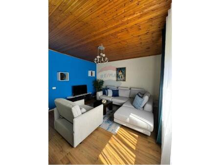 Jepet me qira apartament 1+1 te Shallvaret