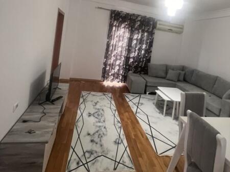 🏡 Jepet Apartament 2+1 me Qira në Fund të Rrugës Don Bosko, pranë Kompleksit Fiori Di Bosco, Tiranë