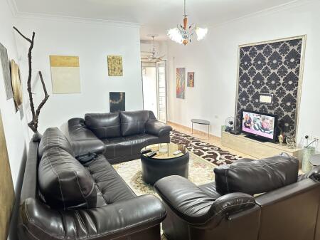 🏢At the beginning of Don Bosko Street, near Alb Market, an apartment is for rent, 2+1+2, furnished 70,000 Leke