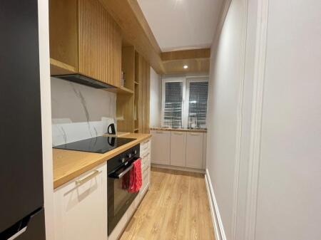 AFFITTO, APPARTAMENTO MODERNO 1+1, TIRANA NUOVA! 600 € /Mese