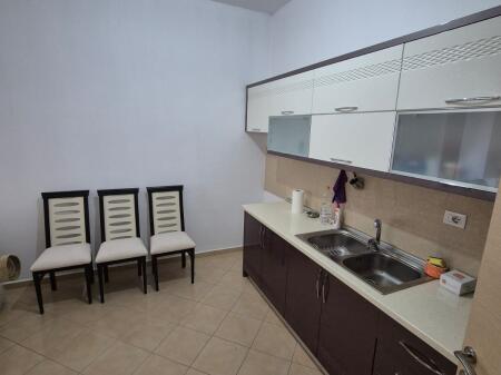 Apartament me qera - 📍 Yzberisht