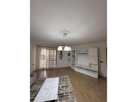 JEPET ME QIRA APARTAMENT 2+1 TE "VASIL SHANTO"