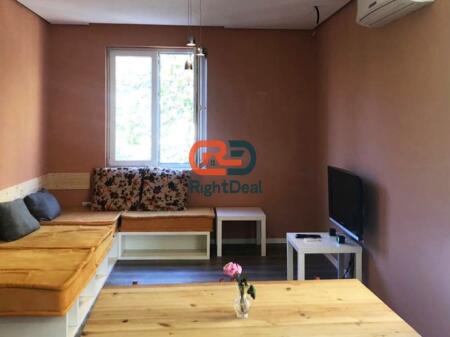 Tek Myslym Shyri, Jepet Me Qira Apartament 1+1 I Investuar !!