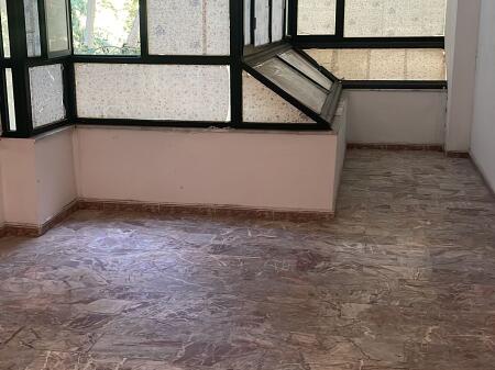 OFFICE FOR RENT 50M2 FORMER EXHIBITION 1,000 EURO