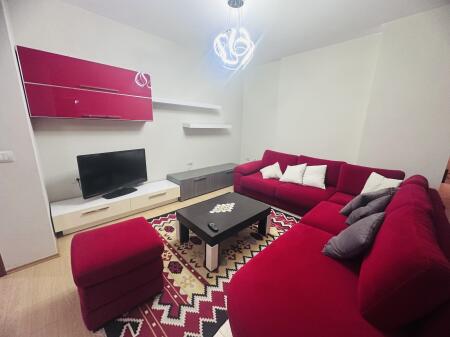Jepet Me Qera Apartament 2+1+2 Tualete + 1 Ballkon