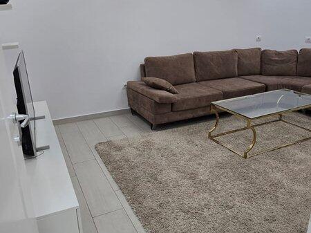 Shitet, Apartament 2+1, Rruga e Kavajës.