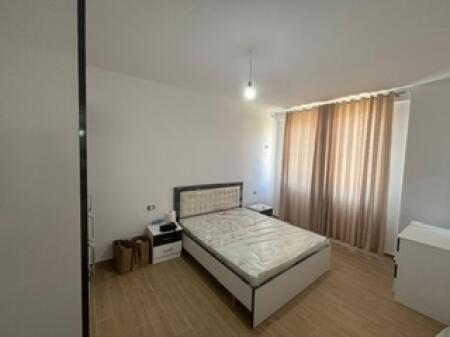 Jepet 2+1 I sapo mobiluar me qera ne zonen e Astirit/Vila L2 me 500€