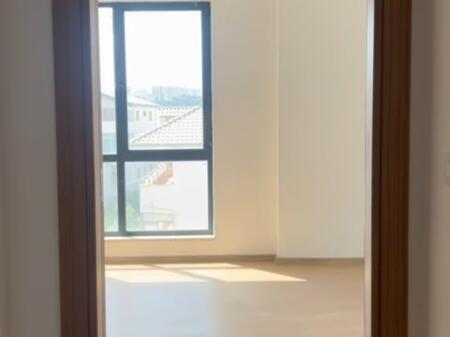 5 Maggio Appartamento In Affitto 2+1+2 Vuoto