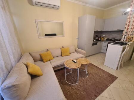 APARTMENT 1+1 NEAR THE PARIS MUNICIPALITY!