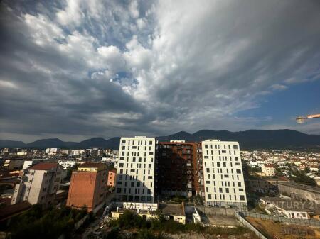 Apartament 2+1+2+Post Parkimi me qera ne zonen e Xhamllikut!