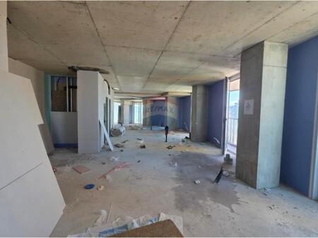 AMBIENT PER ZYRA TEK TIRANA'S ROCK