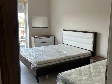 Apartament me qera