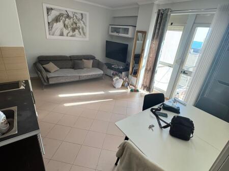 Shitet, Apartament 2+1, Lagjja 13, Durres