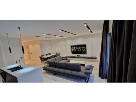 Shitet apartament modern 2+1+2 te Ish Hipoteka - 356,000 €
