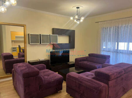 Appartamento 1+1 in affitto Square 21 a Tirana
