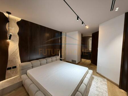 Shitet Apartament 3+1+2, Tirana Garden Building