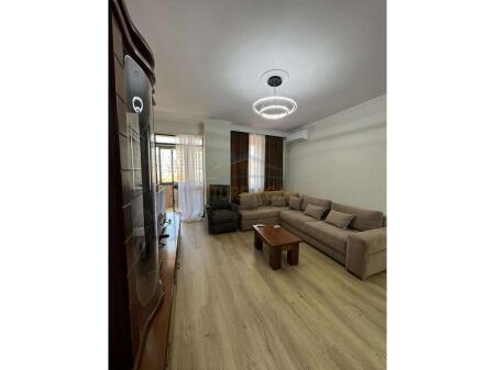 Qera , Apartament 1+1 , te 21 Dhjetori
