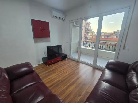 *Apartament 1+1 me Qira|Pazari I Ri*
