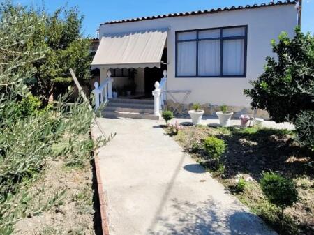 ✨🏡 Casa privata in vendita in una zona tranquilla, allo stesso tempo con accesso alle migliori zone di Kavaje🌿