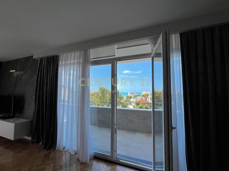 LUXURY APARTMENT FOR RENT ON ILIRIA BEACH DURRES, 200M2! 1,000 € /Month