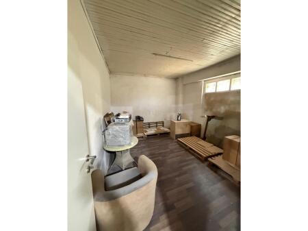 WAREHOUSE FOR RENT IN LAPRAKE NEXT TO THE BIG RING! 700 € /Month