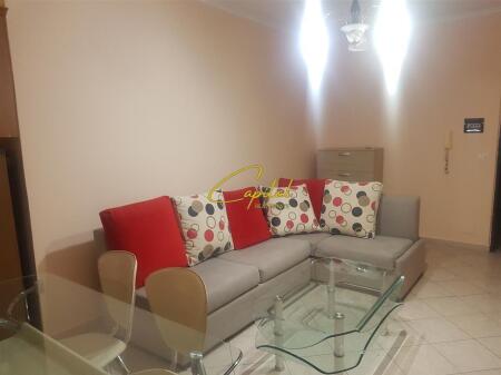 APARTAMENT ME QERA 1+1 ISH EKSPOZITA 550 EURO
