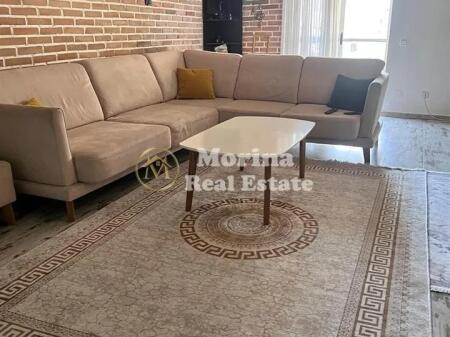 Qera, Apartament 2+1, Komuna e Parisit, 660 euro/muaj.