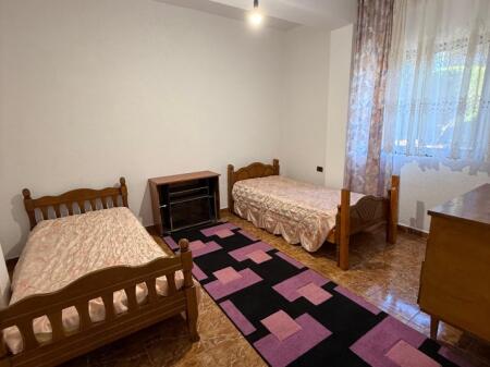 Jepet Me Qera Apartament 2+1+1 Ballkon