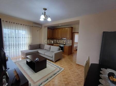 JEPET ME QERA APARTAMENT 2+1+2 TE MATERNITETI I RI