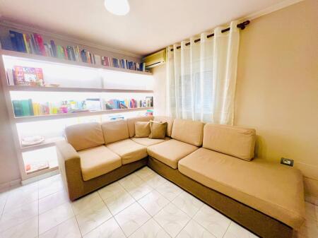 Apartament 2+1tek Restorant Durresi !