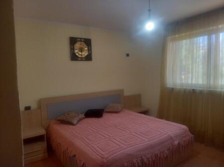 Jepet Me Qera Apartament 2+1+1 Ballkon