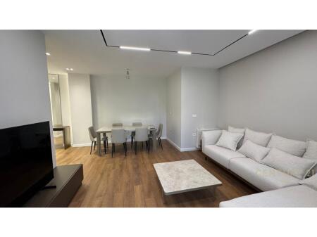 🏡 JEPET ME QIRA DUPLEKS LUKSOZ  – KODRA E DIELLIT!