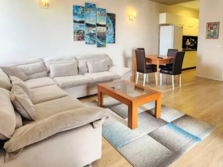 Me Qera: *2+1 + 2 WC & 2Ballkone*  (📍Liqeni i Thatë – Rr. Peti ) || *670€/muaj*